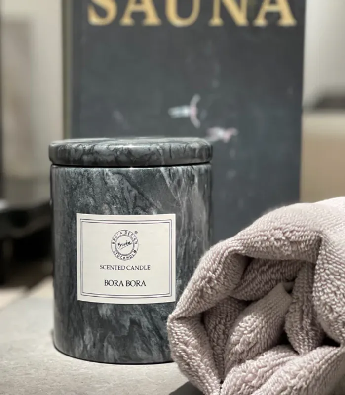 Bruka Design - Duftlys Black Stone L, Bora Bora -