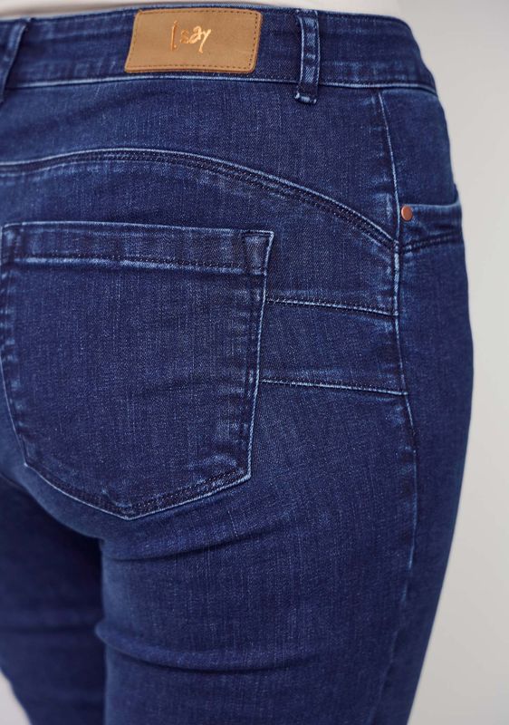 ISAY - Verona Flare Jeans - Dark Basic Wash
